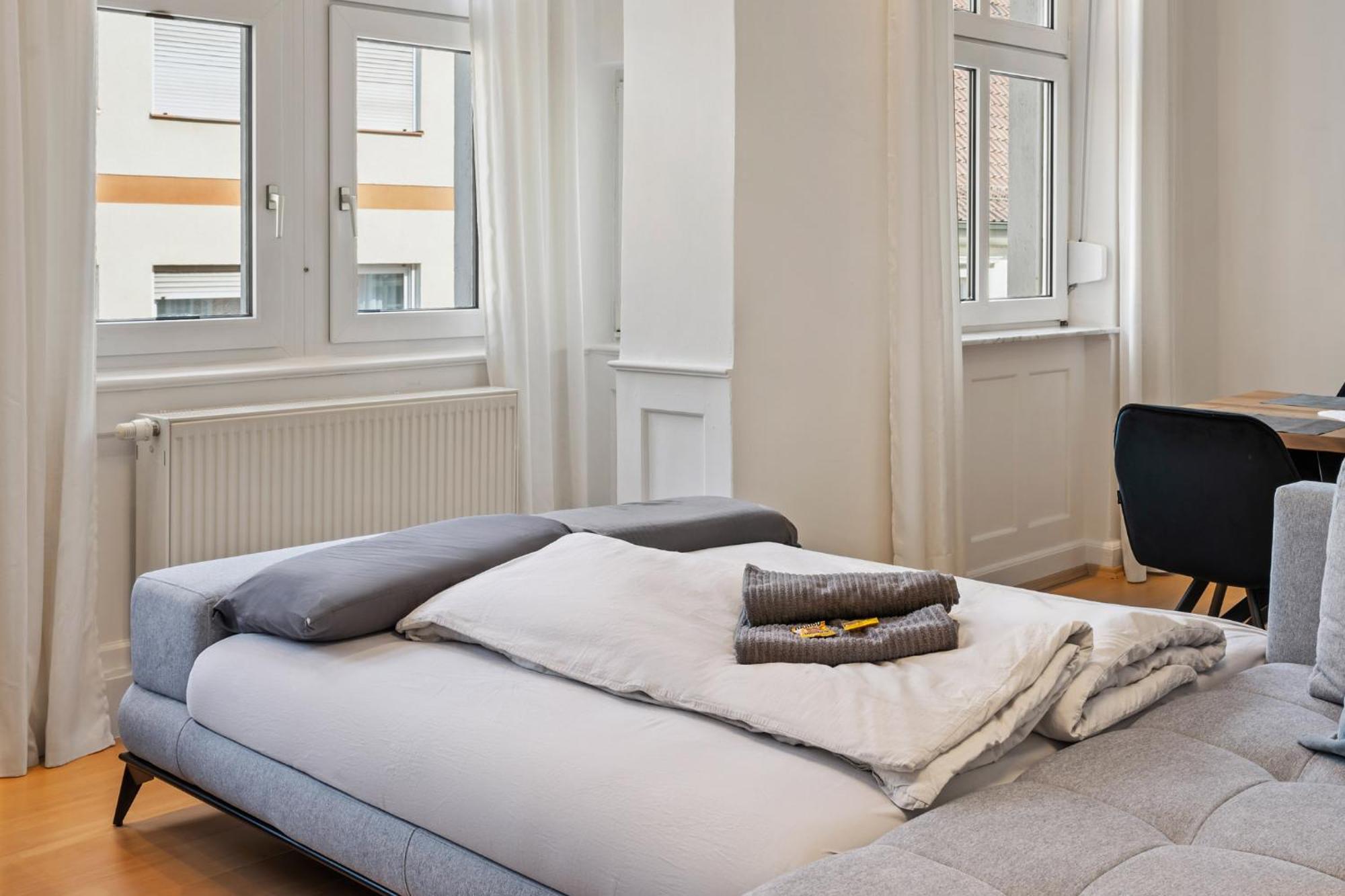 Ferienwohnung Blassdoerfer - Modernes Apartment In Bester Lage Und 93 Qm2 Bad Kissingen Esterno foto