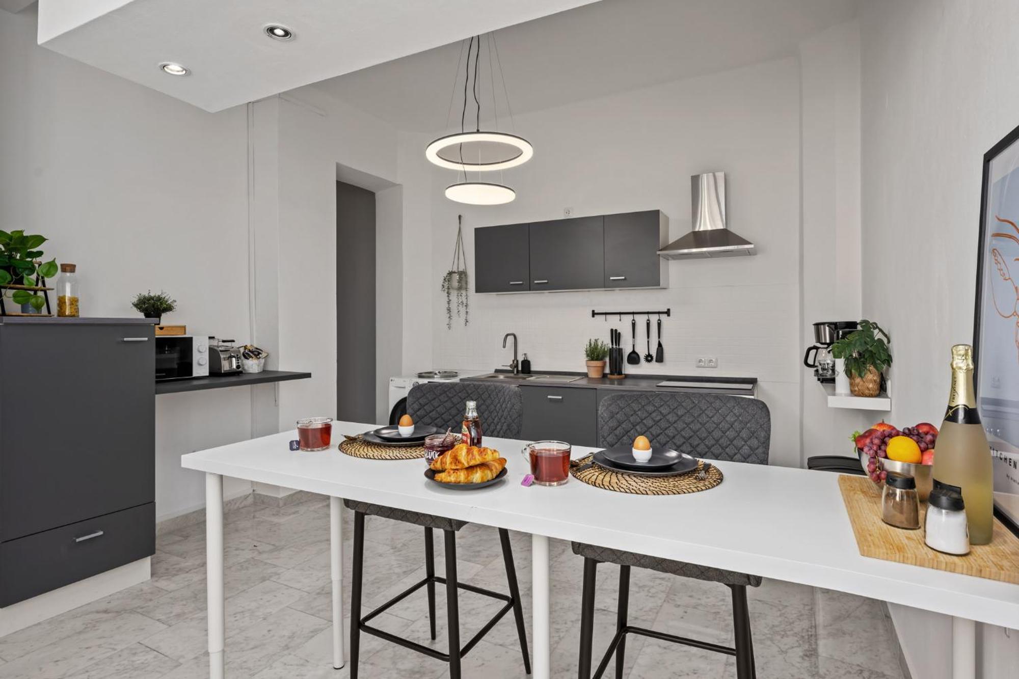 Ferienwohnung Blassdoerfer - Modernes Apartment In Bester Lage Und 93 Qm2 Bad Kissingen Esterno foto